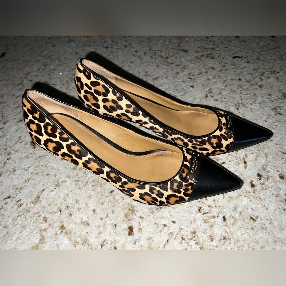 Women's Coach Zan Pointed Toe Animal Leopard Print Haircalf, Size 9.5 - Picture 8 of 8